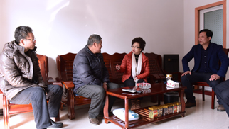 ����ƽ�������ȳǿ�չ���㵳��������׵���С�